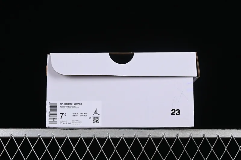 All Categories Air Jordan Jordan Series Basketball Shoes Air Jordan 1 Low Air Jordan 1 Low AJ1 Joe 1 Khaki Pink Low-top Cultural Basketball Shoes FQ1925-100